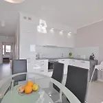 Apartman Sunset - Przestronne, Sloneczne Mieszkanie Dla Rodzin - Centrum Miasta Z Widokiem Na Port