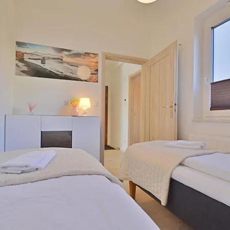 Appartement Sunset - Przestronne, Sloneczne Mieszkanie Dla Rodzin - Centrum Miasta Z Widokiem Na Port Świnoujście