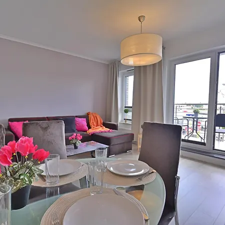 Appartement Sunset - Przestronne, Sloneczne Mieszkanie Dla Rodzin - Centrum Miasta Z Widokiem Na Port